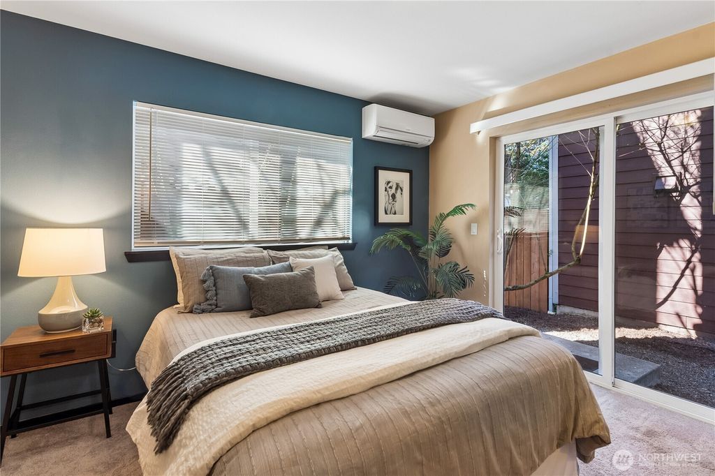 Photo of 2042 Franklin Avenue E #A, Seattle, WA 98102 (MLS # 2503907)