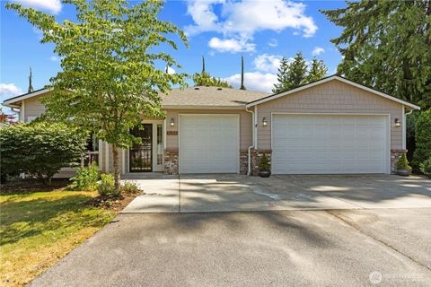 Photo of 16314 2nd Drive SE, Bothell, WA 98012 (MLS # 2395749)