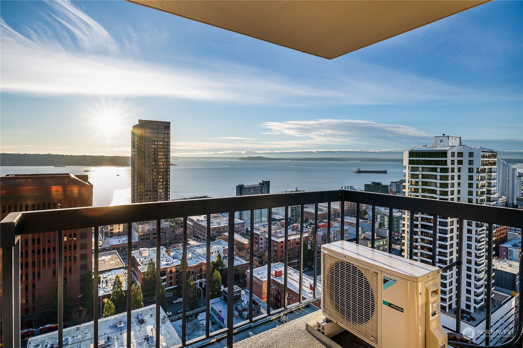 2100 3rd Avenue 2503