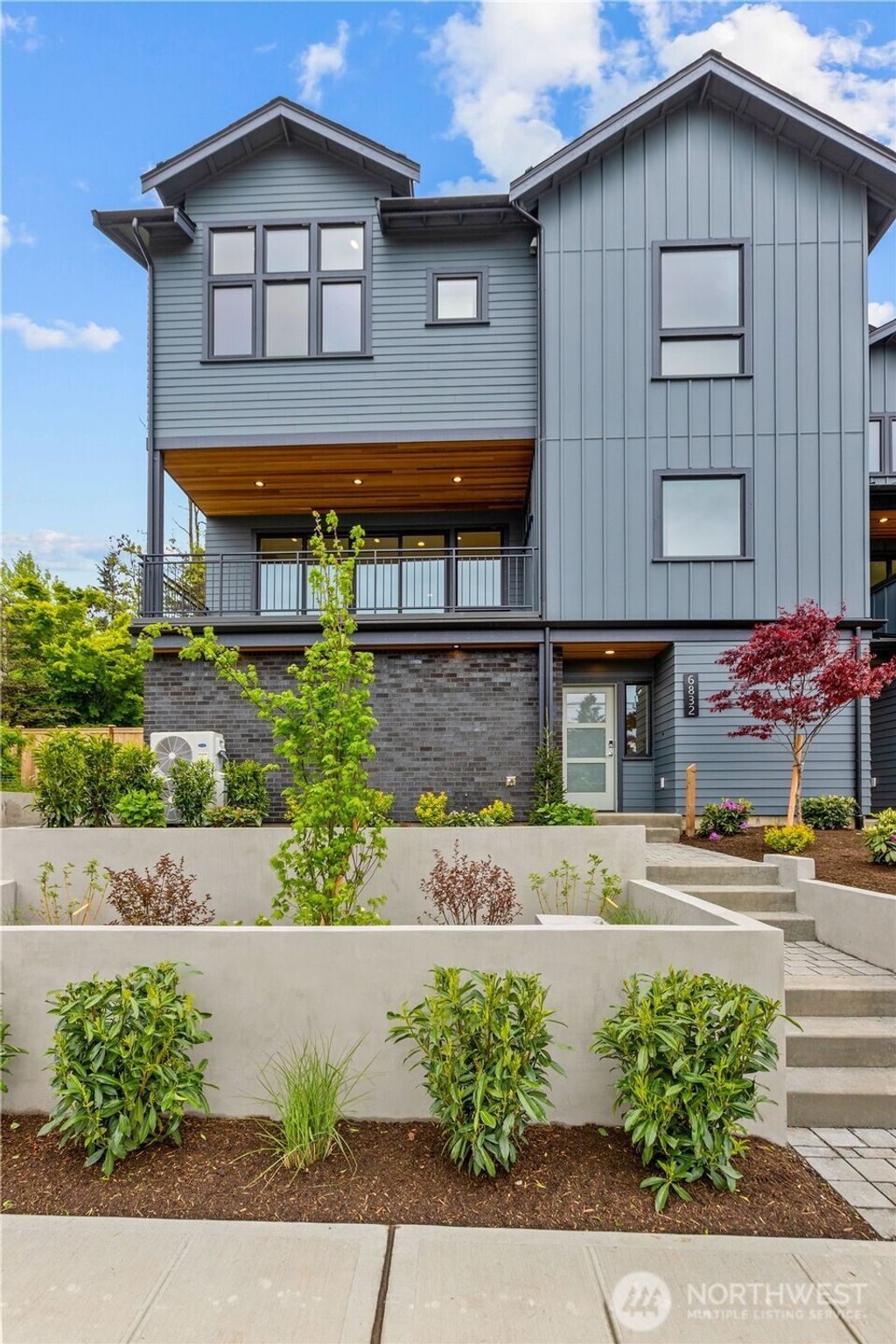 Photo of 6832 47th Avenue NE, Seattle, WA 98115 (MLS # 2520183)