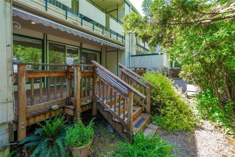 Photo of 10430 Gravelly Lake Drive SW #44, Lakewood, WA 98499 (MLS # 2518109)