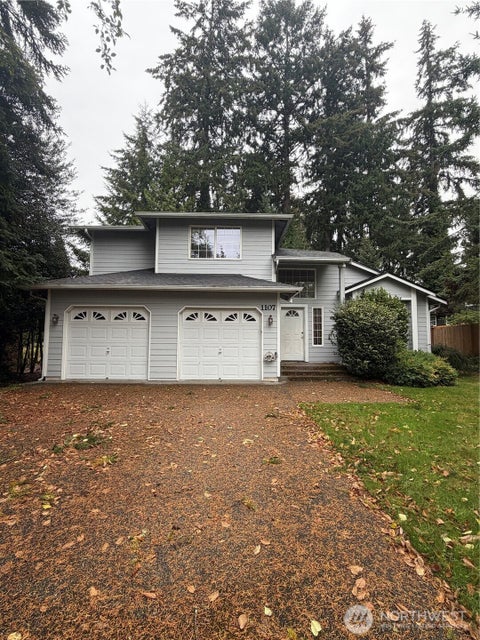 Photo of 1107 Stevens Street, Steilacoom, WA 98388 (MLS # 2588498)