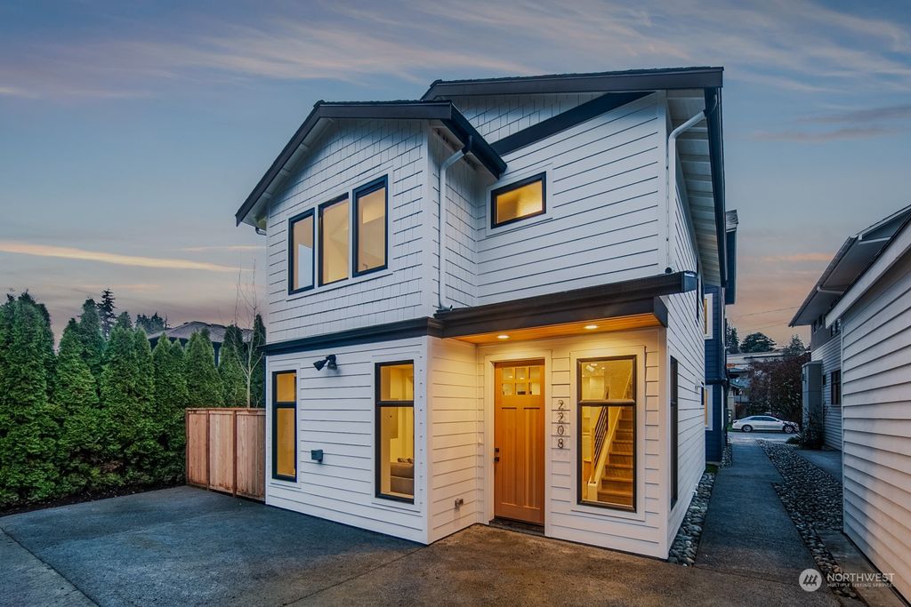Photo of 2208 25th Avenue E, Seattle, WA 98112 (MLS # 2320960)