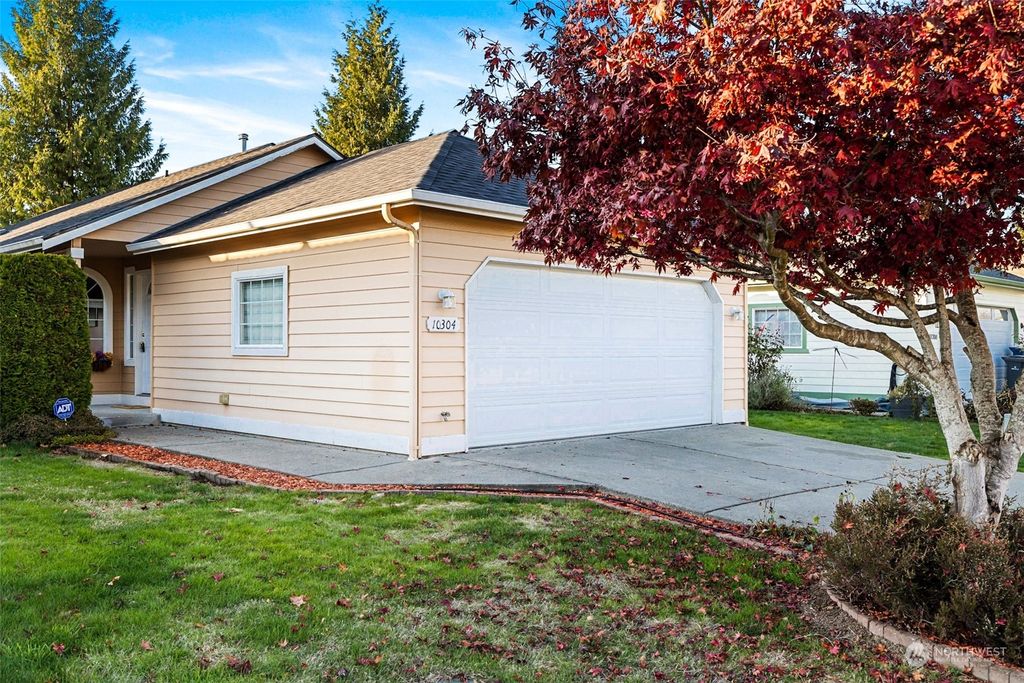 Photo of 10304 59th Drive NE, Marysville, WA 98270 (MLS # 2017617)