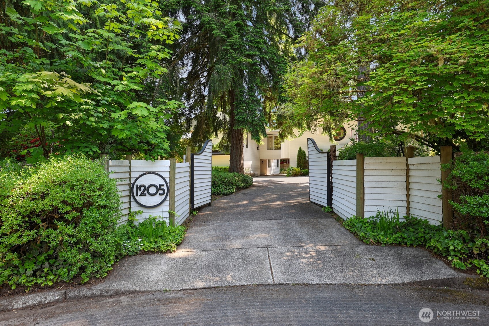 1205 11th Court SW