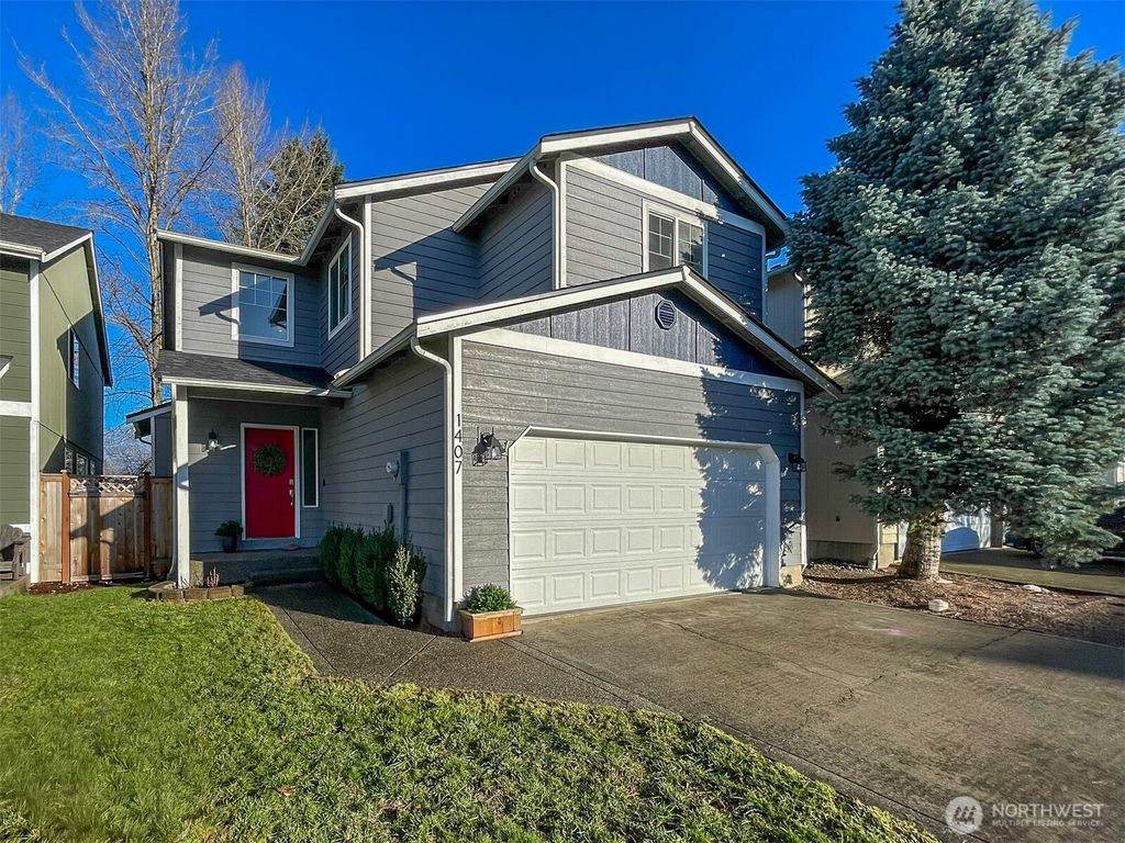 Photo of 1407 E 196th Street, Spanaway, WA 98387 (MLS # 2465498)