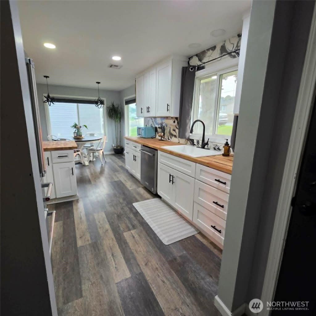 Photo of 416 Patrick Rd RD, Ephrata, WA 98823 (MLS # 2554431)