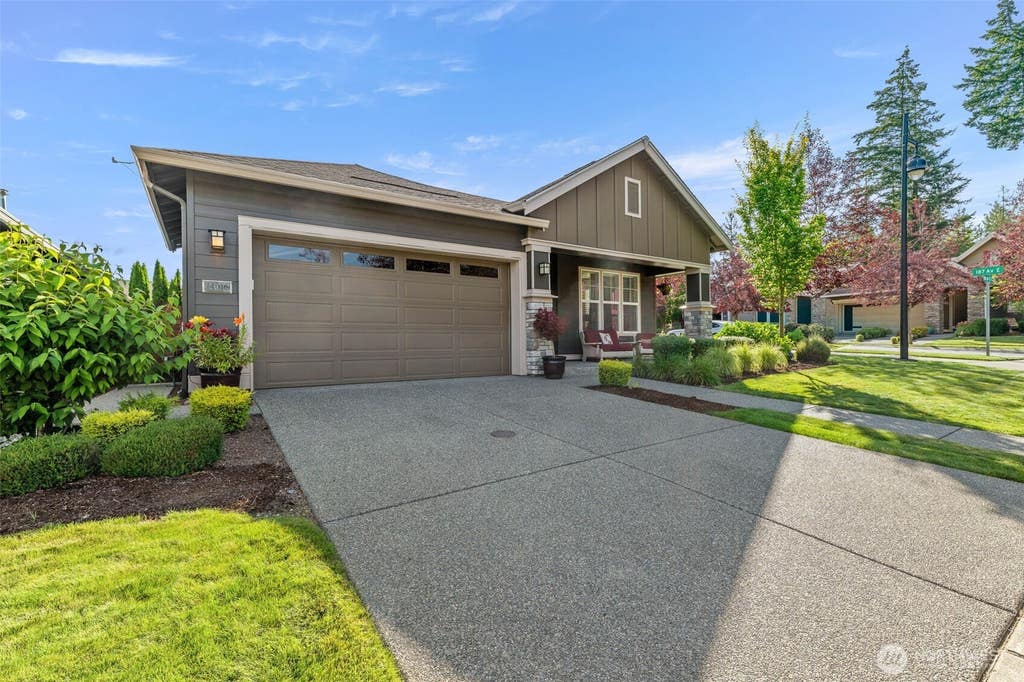 Photo of 14016 188th Avenue Ct E, Bonney Lake, WA 98391 (MLS # 2554354)