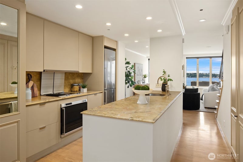 98 Union Street 503