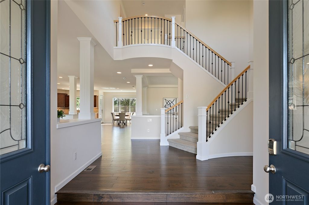 Photo of 13926 163rd Place SE, Renton, WA 98059 (MLS # 2386679)