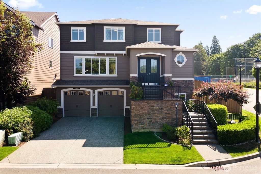 Photo of 13926 163rd Place SE, Renton, WA 98059 (MLS # 2386679)