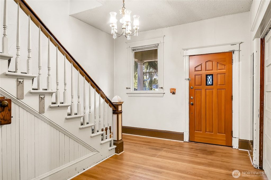 Photo of 349 16th Avenue, Seattle, WA 98122 (MLS # 2375797)