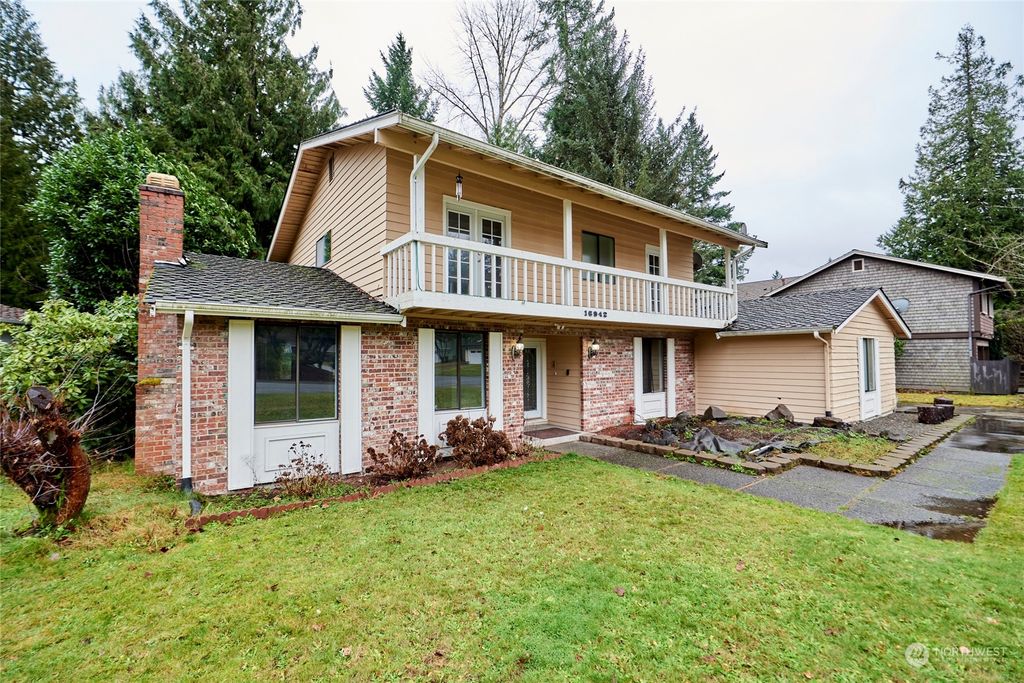 Photo of 16942 150th Avenue SE, Renton, WA 98058 (MLS # 2190457)