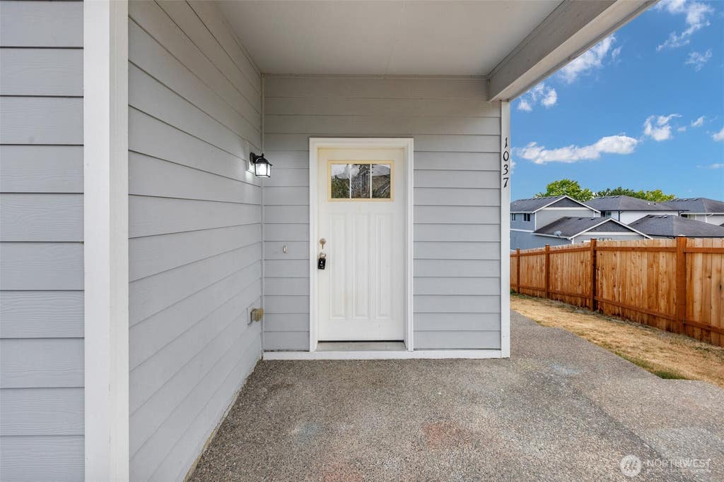 Photo of 1037 Zeeden Way, Bremerton, WA 98310 (MLS # 2573810)