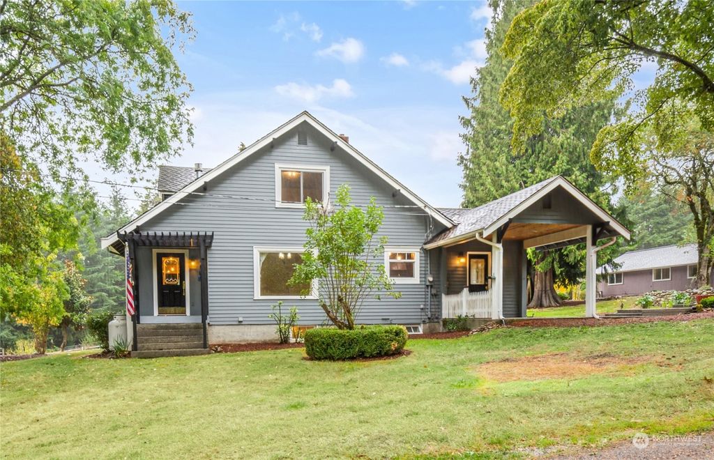Photo of 12525 86th Street SE, Snohomish, WA 98290 (MLS # 2165488)