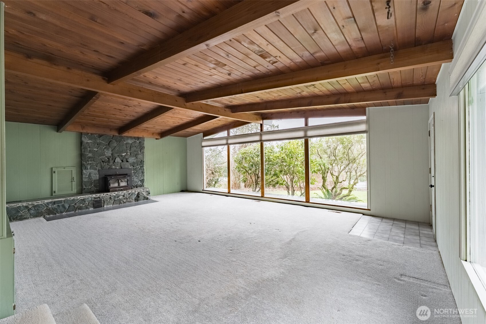 1421 Mount Baker Highway