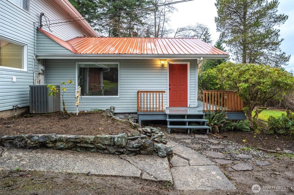 Photo of 1421 Mount Baker Highway, Bellingham, WA 98226 (MLS # 2480595)