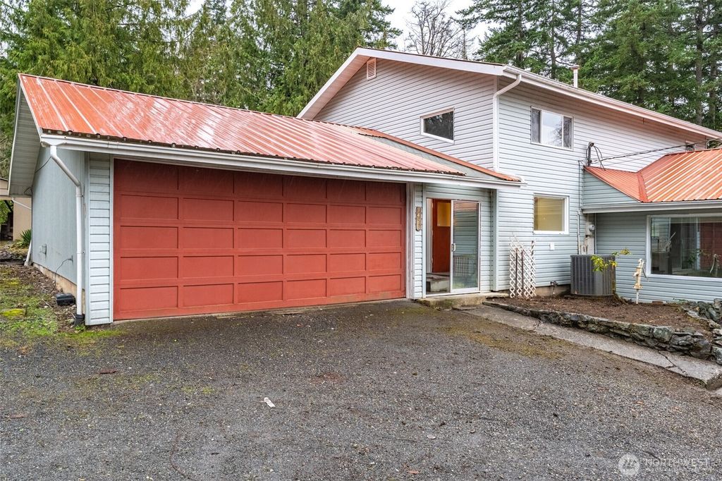 Photo of 1421 Mount Baker Highway, Bellingham, WA 98226 (MLS # 2480595)