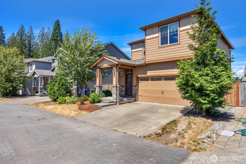5733 86th Drive NE
