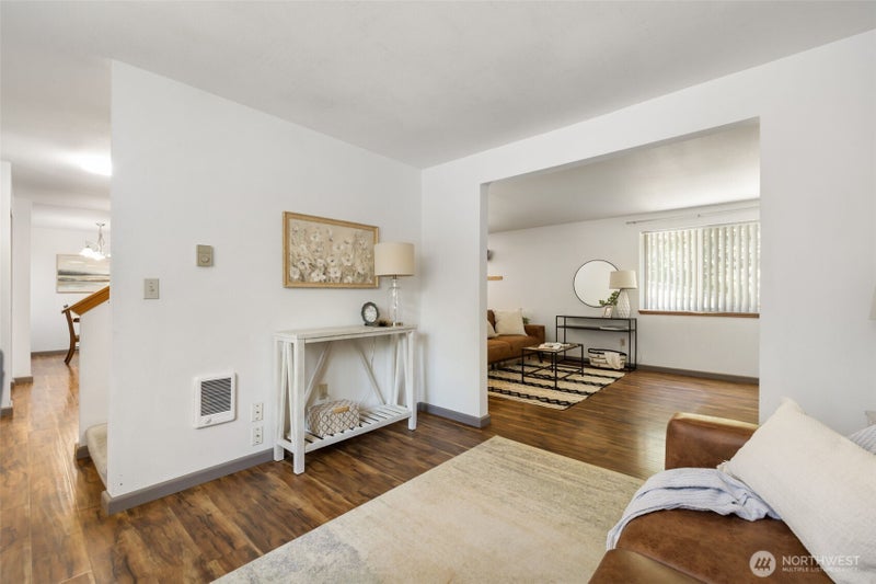21 NE Admiral Drive