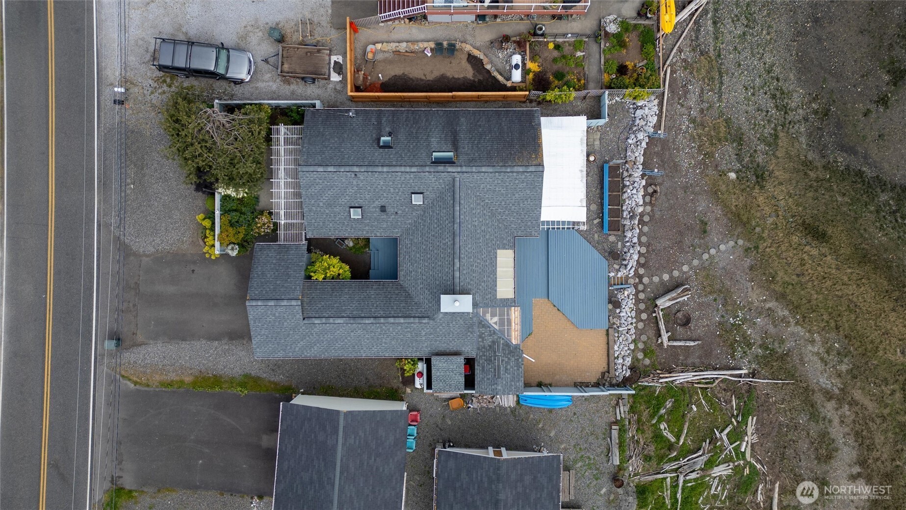 4186 Saltspring Drive