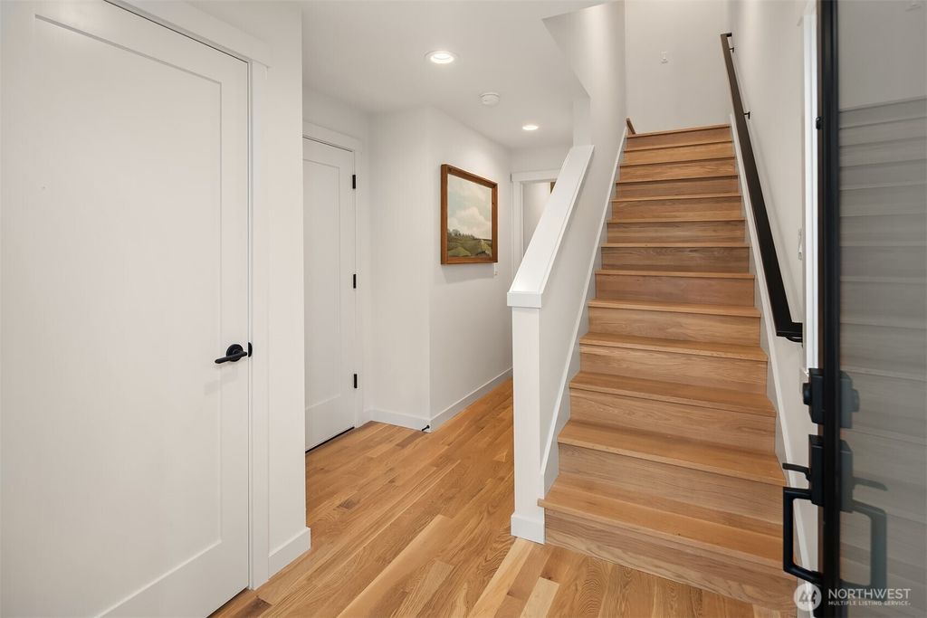 Photo of 7045 16th Avenue NE, Seattle, WA 98115 (MLS # 2453472)