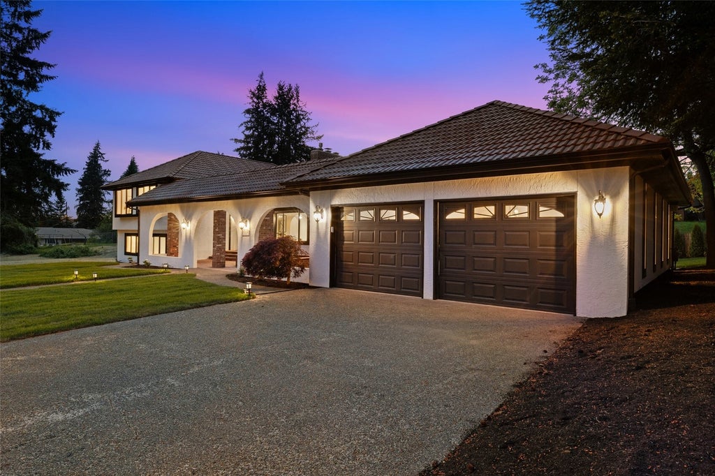Photo of 315 241st Street SW, Bothell, WA 98021 (MLS # 2599526)
