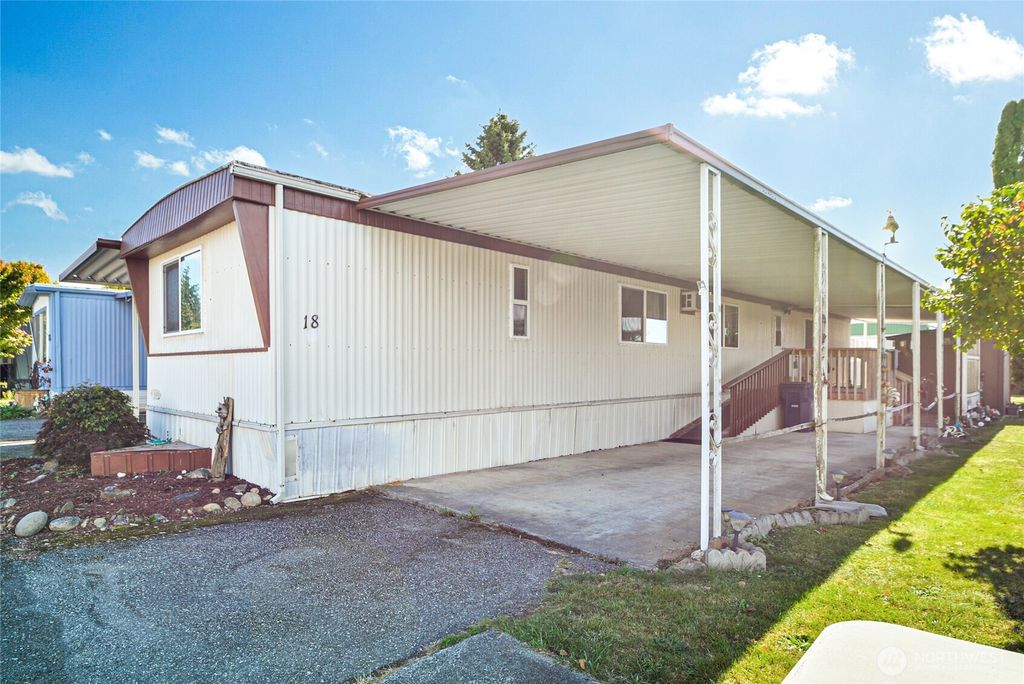 Photo of 16600 25th Avenue NE #18, Marysville, WA 98271 (MLS # 2434570)