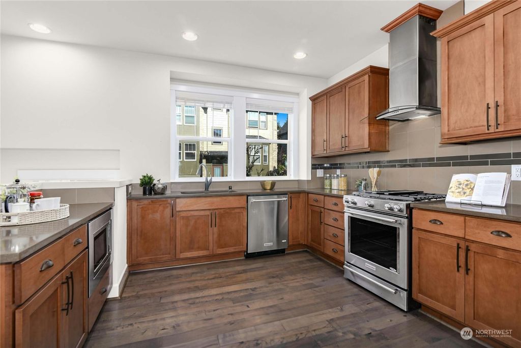 Photo of 1359 Brooklyn Walk NE #16.5, Issaquah, WA 98029 (MLS # 2239337)
