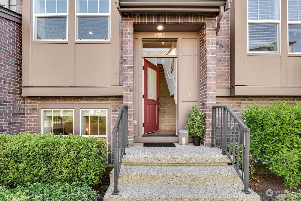 Photo of 1359 Brooklyn Walk NE #16.5, Issaquah, WA 98029 (MLS # 2239337)