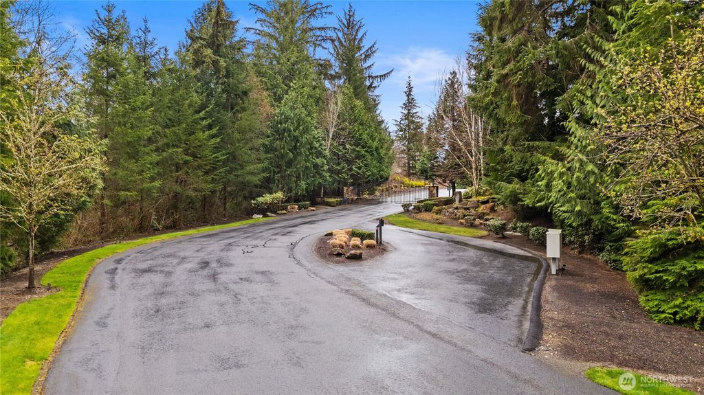 Photo of 23 xxx 257th Avenue SE, Maple Valley, WA 98038 (MLS # 2351883)