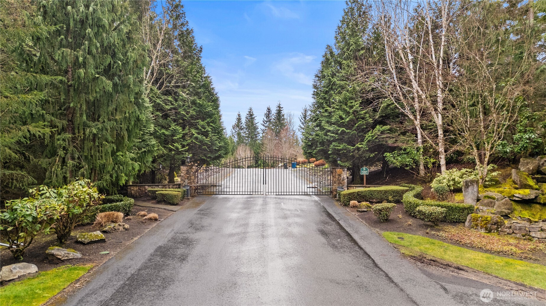 23 257th Avenue SE
