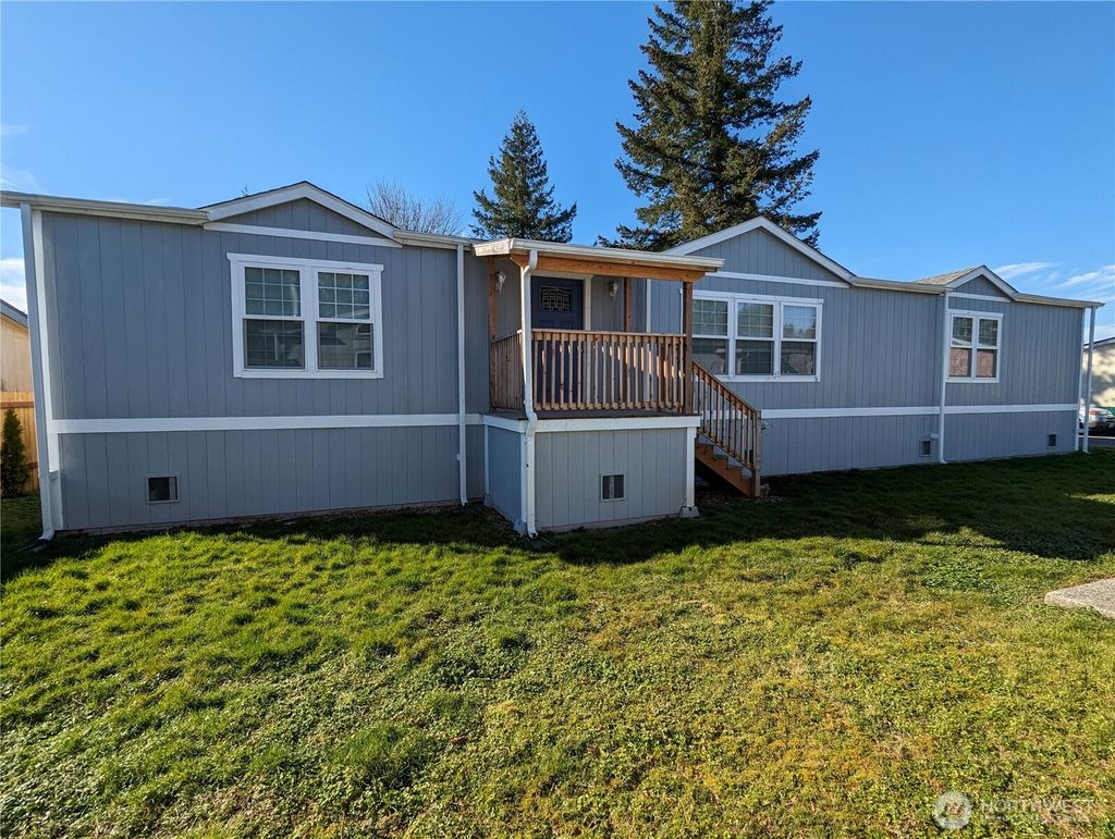 Photo of 307 8th Street #7, Sultan, WA 98294 (MLS # 2475619)