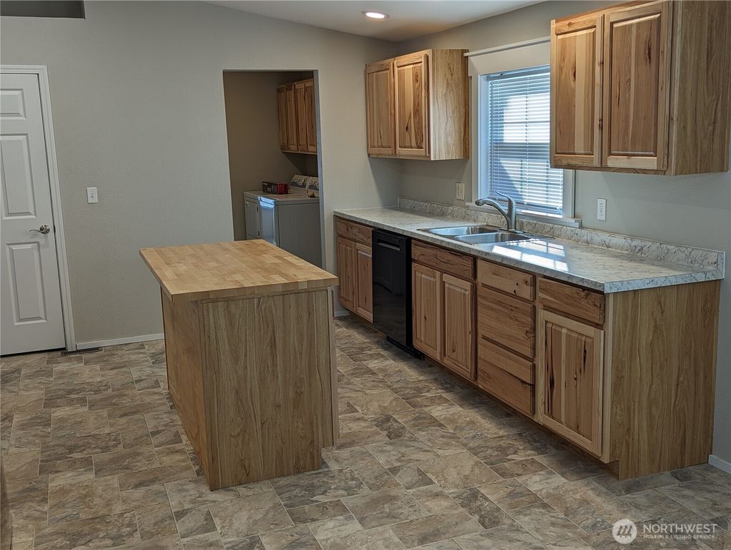 Photo of 307 8th Street #7, Sultan, WA 98294 (MLS # 2475619)