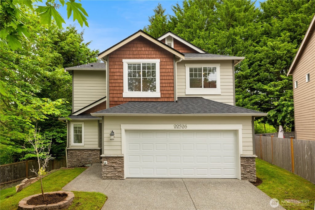 Photo of 22526 SE 12th Place, Sammamish, WA 98075 (MLS # 2579970)
