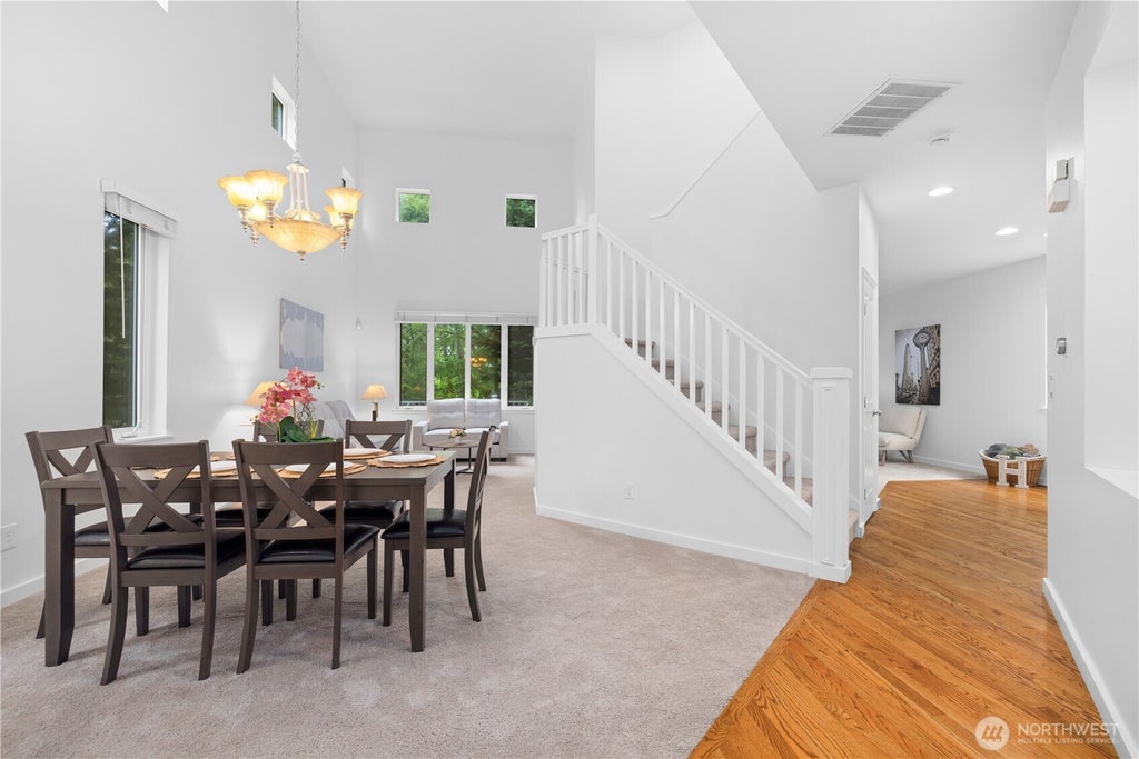 Photo of 22526 SE 12th Place, Sammamish, WA 98075 (MLS # 2579970)
