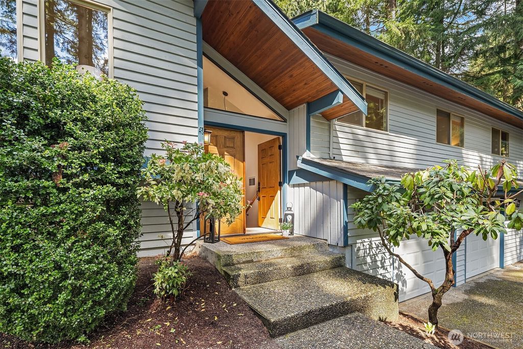 Photo of 18527 182 Avenue NE, Woodinville, WA 98077 (MLS # 2507522)