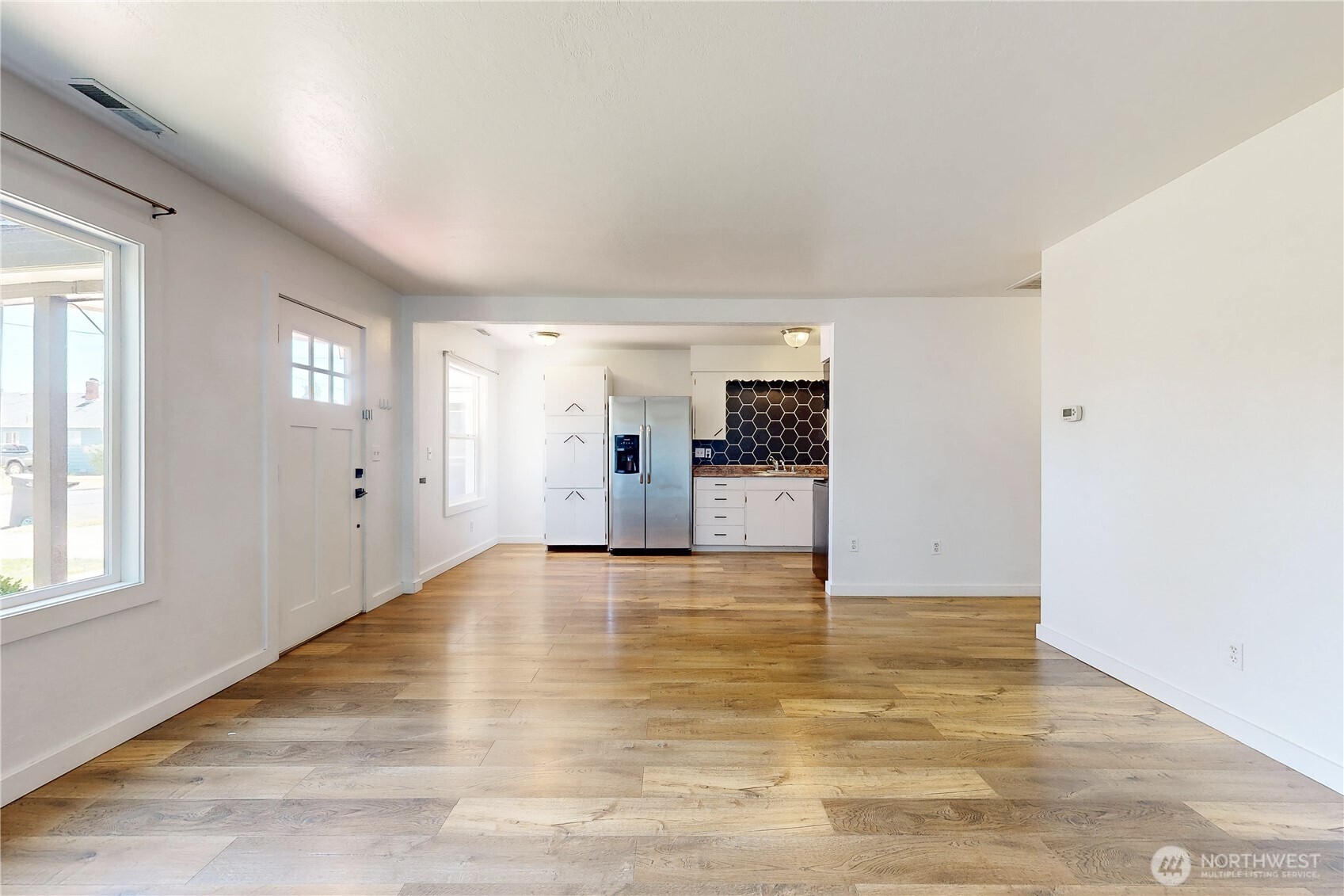 625 White Street