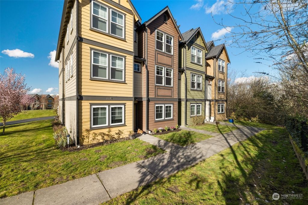 Photo of 7172 27th Avenue SW, Seattle, WA 98106 (MLS # 2052527)