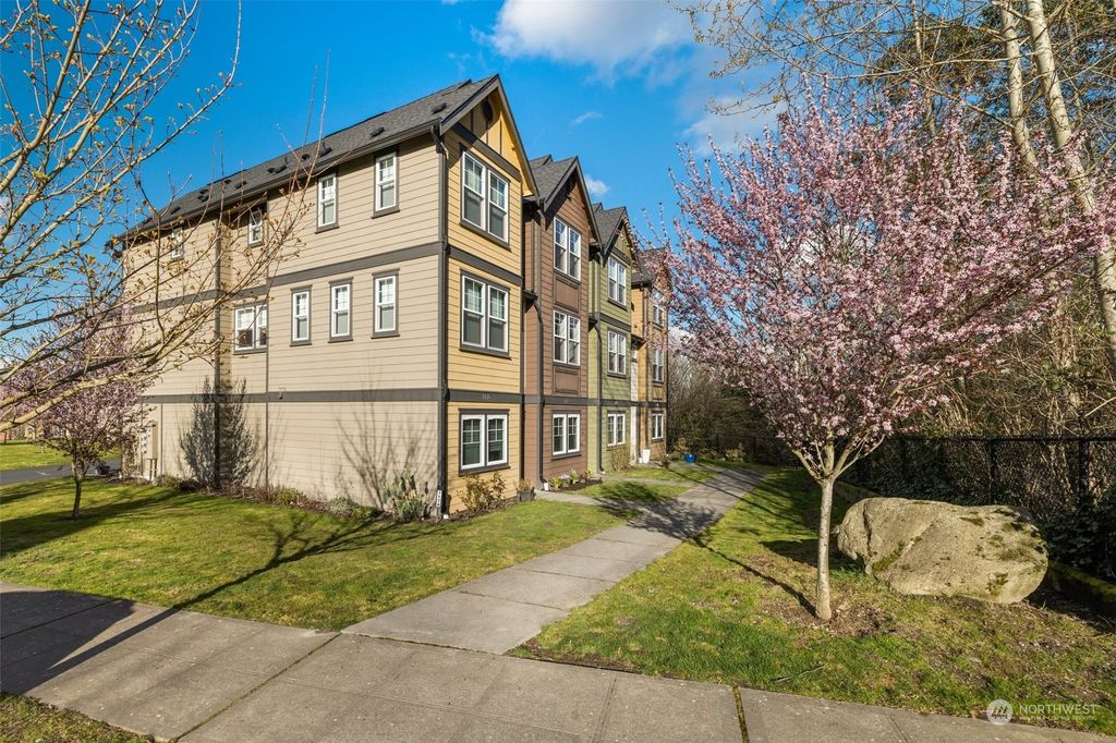 Photo of 7172 27th Avenue SW, Seattle, WA 98106 (MLS # 2052527)