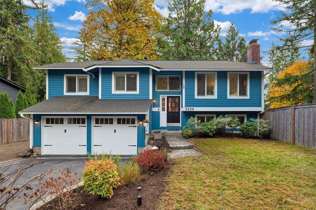 Photo of 3236 218th Avenue SE, Sammamish, WA 98075 (MLS # 2598514)