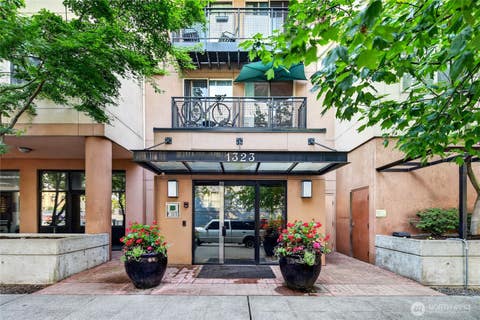 Photo of 1323 Boren Avenue #212, Seattle, WA 98101 (MLS # 2562647)