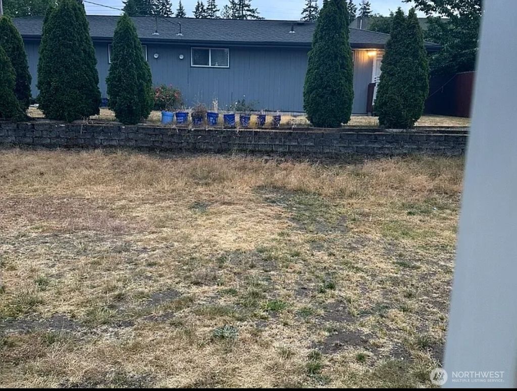 Photo of 1428 NE Kirkland Avenue NE, Renton, WA 98056 (MLS # 2460764)