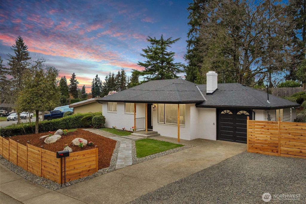 Photo of 475 Kirkland Avenue NE, Renton, WA 98056 (MLS # 2353017)