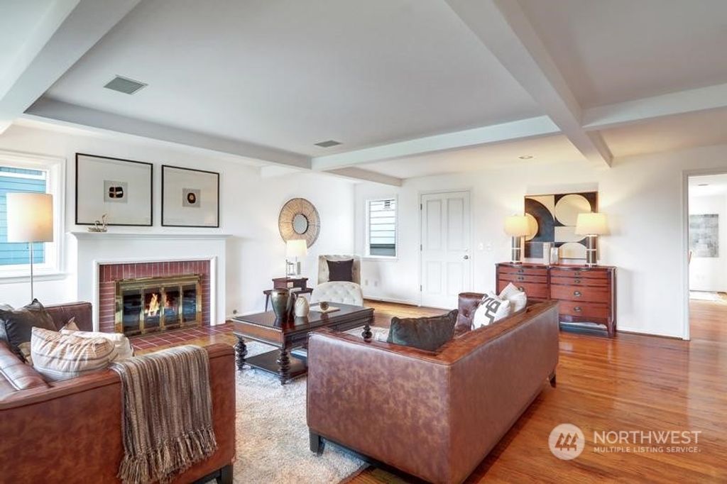 Photo of 7047 53rd Avenue NE, Seattle, WA 98115 (MLS # 2160994)