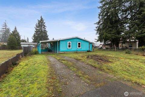 1612 W Young Street Elma WA 98541