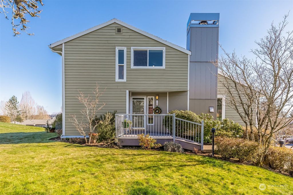 Photo of 7105 156th Place NE #7105, Redmond, WA 98052 (MLS # 2050889)