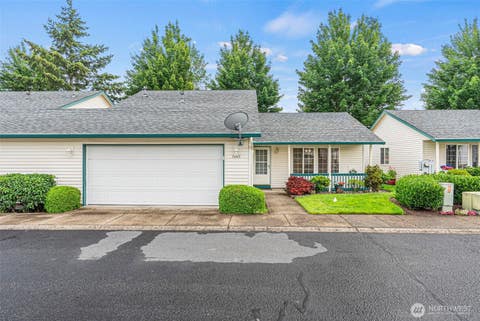 Photo of 7205 NE 43rd Street, Vancouver, WA 98662 (MLS # 2550981)