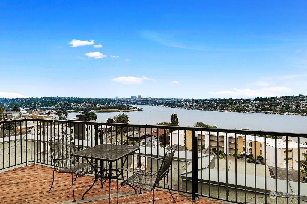 Photo of 655 Crockett Street #B303, Seattle, WA 98109 (MLS # 2017962)