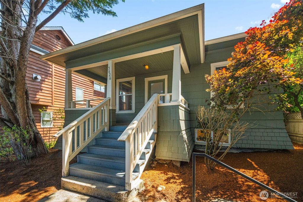 Photo of 5626 Roosevelt Way NE, Seattle, WA 98105 (MLS # 2387764)